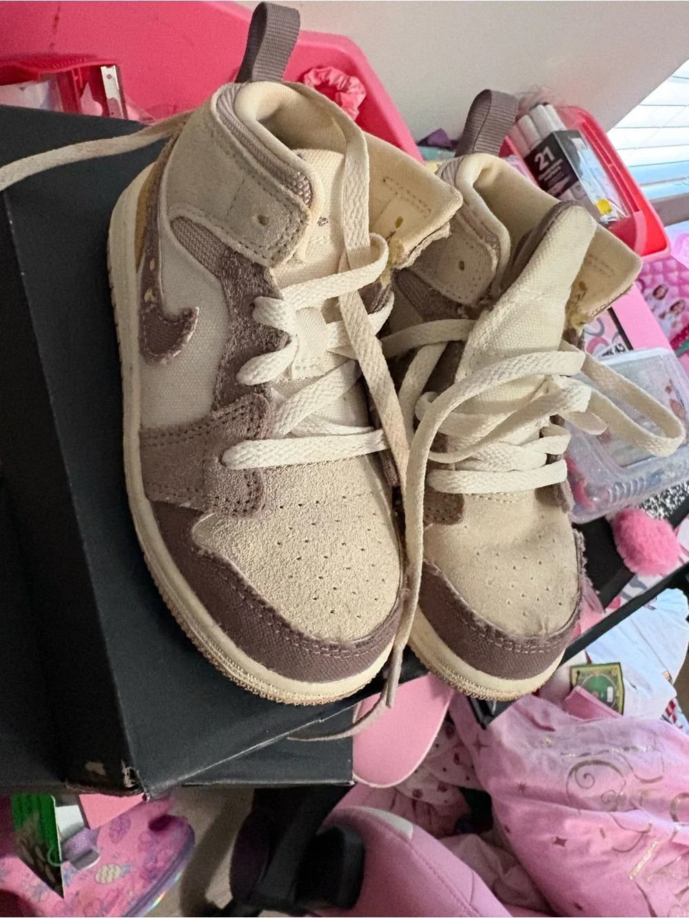 Nike stylish low